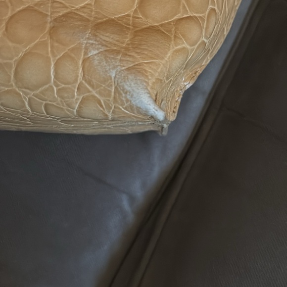 Vintage Furla Tote Handbag, 11.5”X 16”, Some wear/rubbing on the bottom corners. - Picture 4 of 13